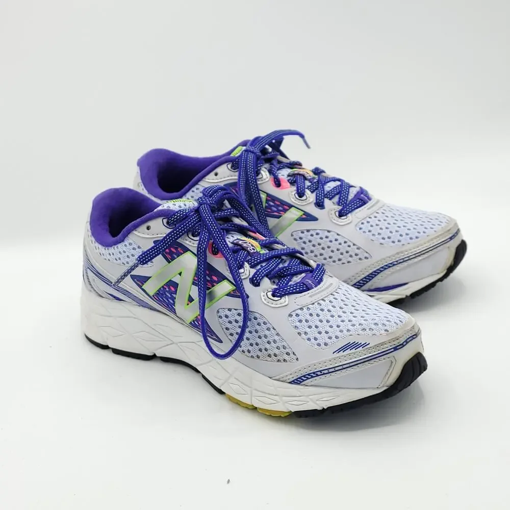 New Balance 840v3 Running  Blue Low Top Cross Training women's size 6.5